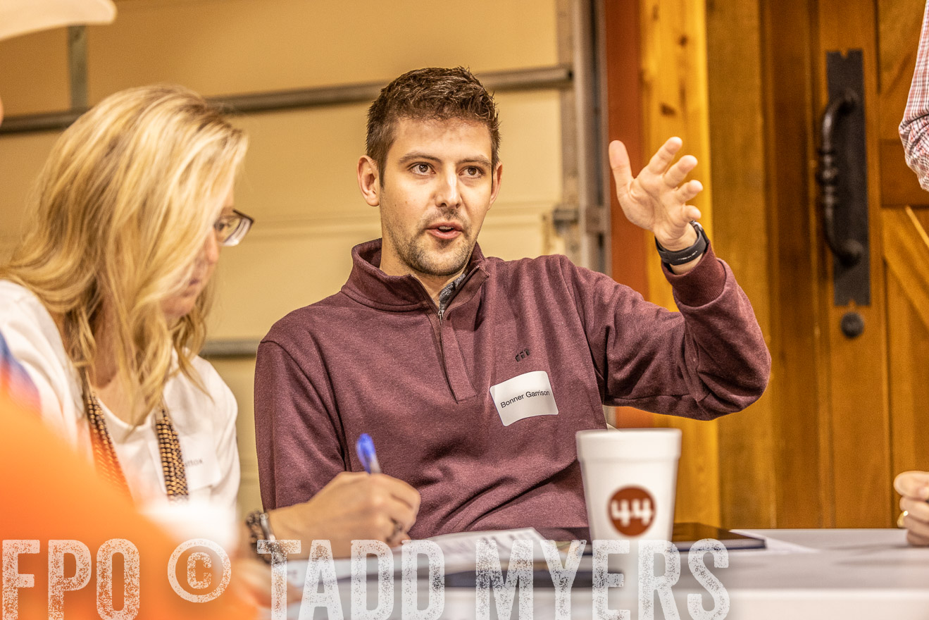 TMyers_BusMeeting_Cameron_May2023-527716