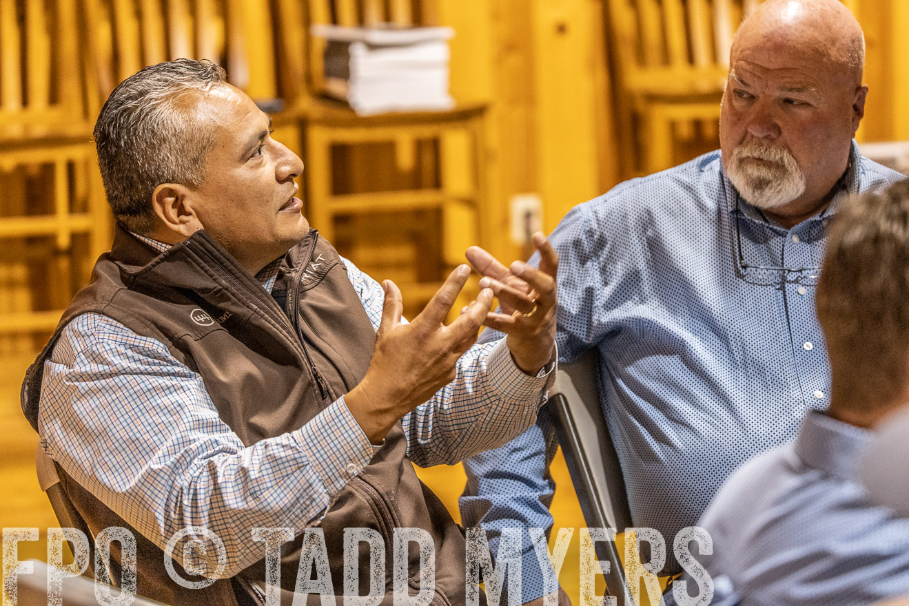 TMyers_BusMeeting_Cameron_May2023-528085
