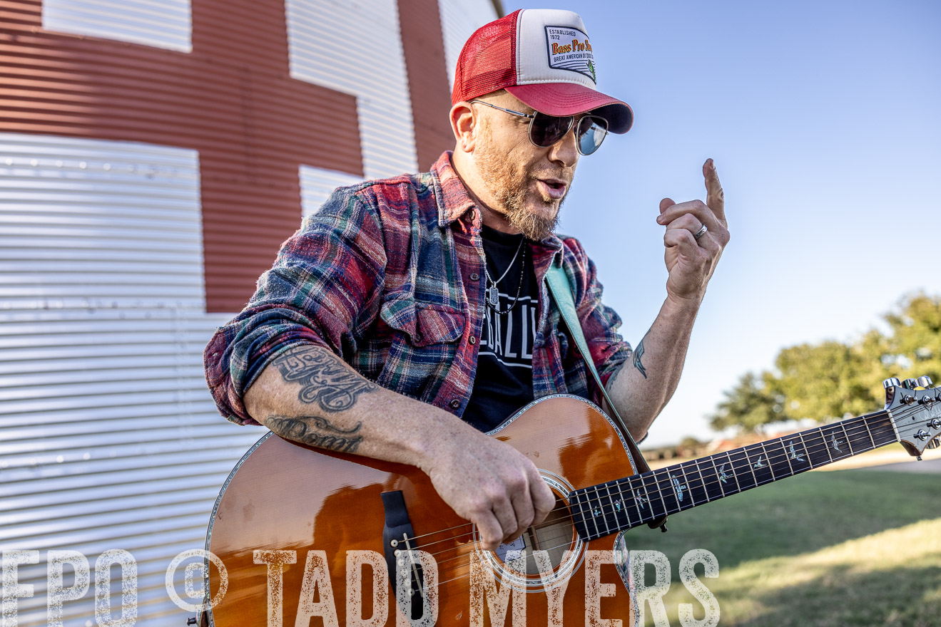 TMyers_LoCash_Cameron_Oct2023-513136