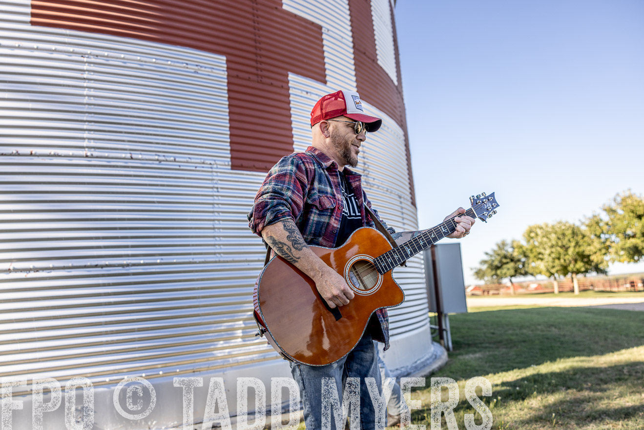 TMyers_LoCash_Cameron_Oct2023-513172