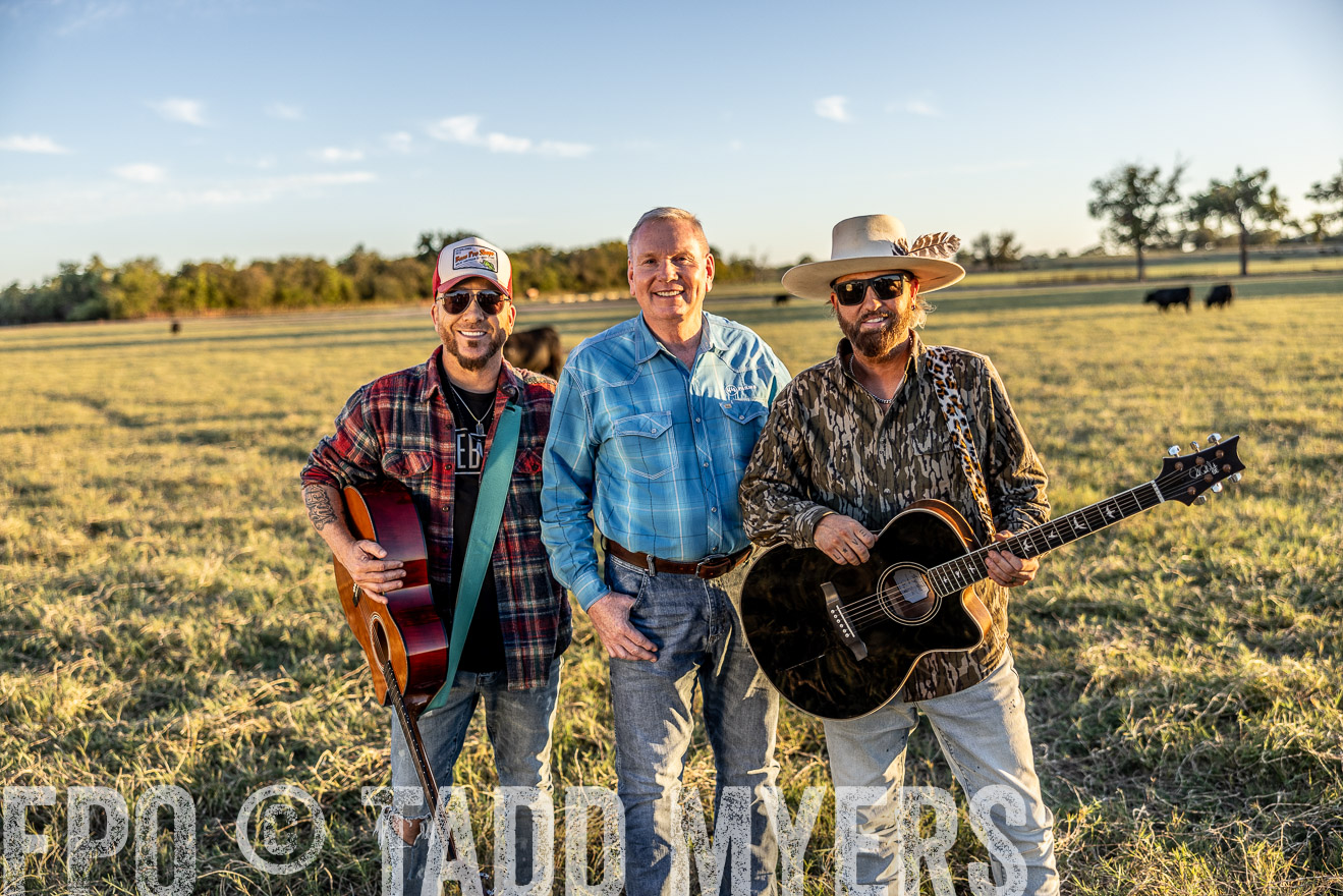 TMyers_LoCash_Cameron_Oct2023-514438