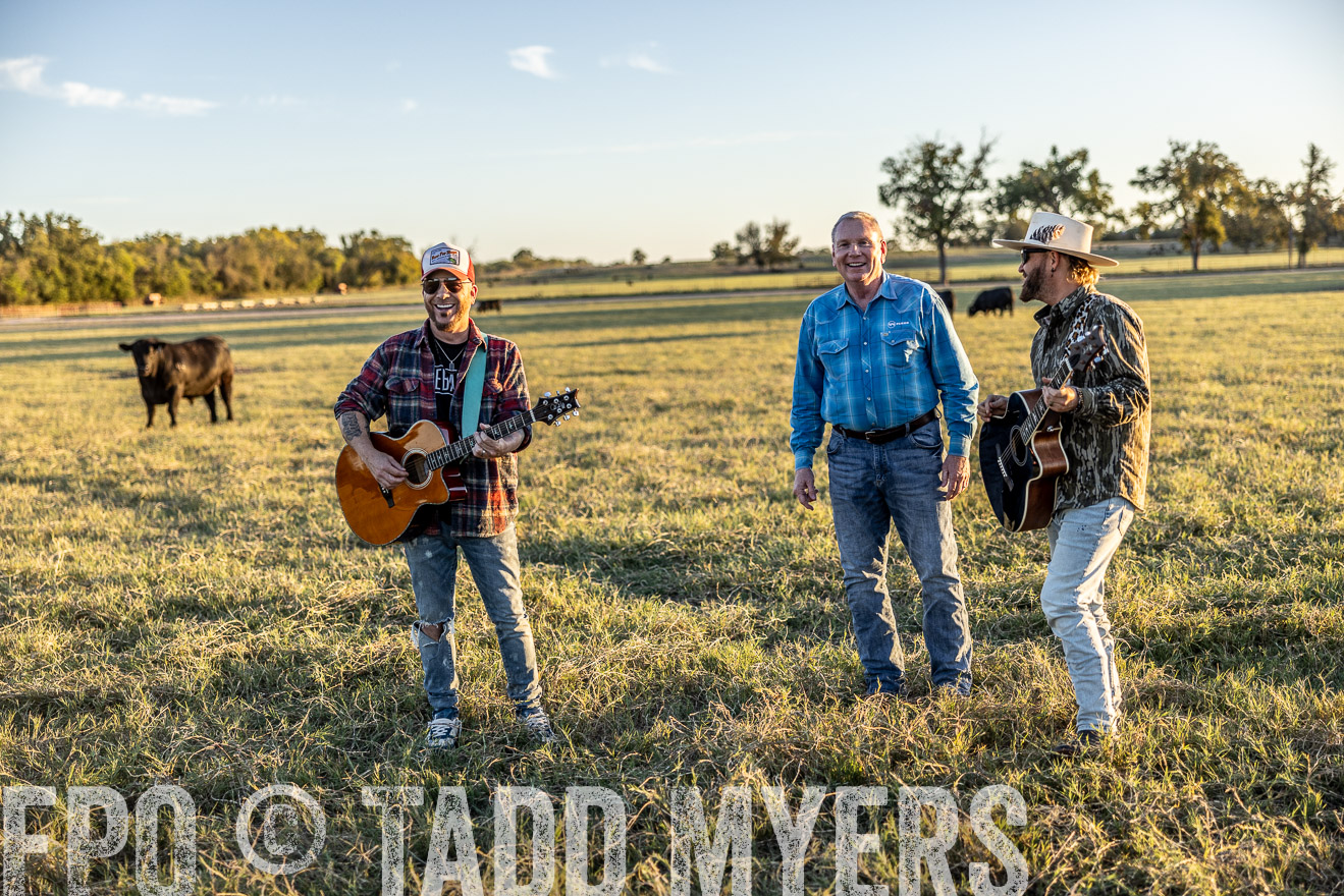 TMyers_LoCash_Cameron_Oct2023-514447