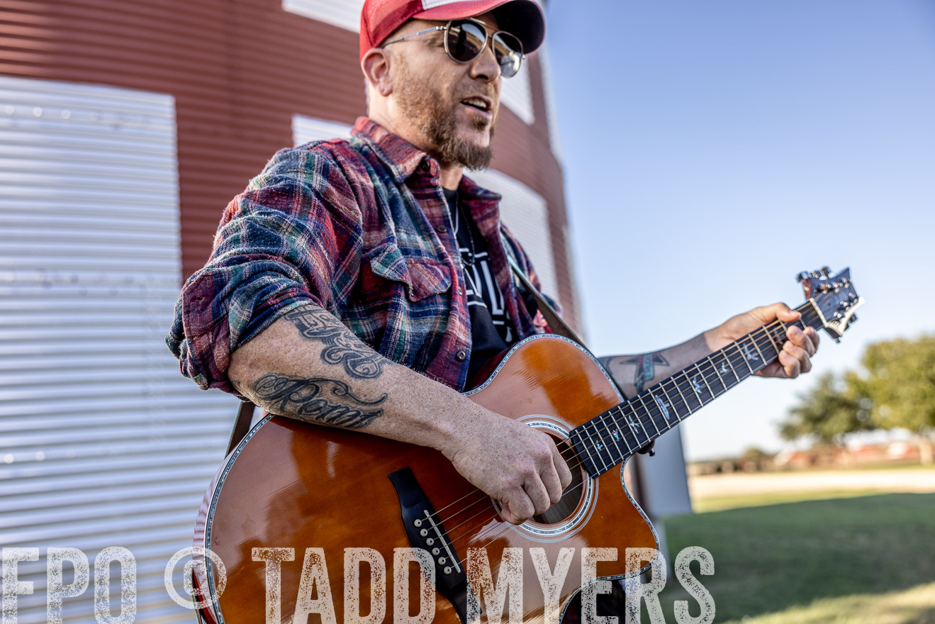 TMyers_LoCash_Cameron_Oct2023-513134