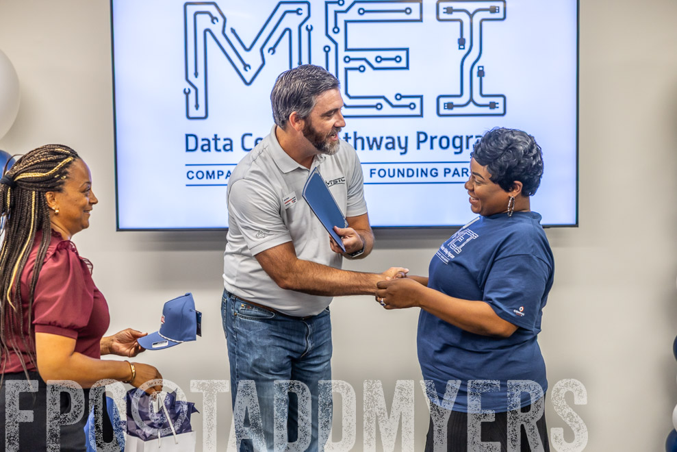 TMyers_CompassDatacenters_TSTC_RedOakTX_Day4-5226318