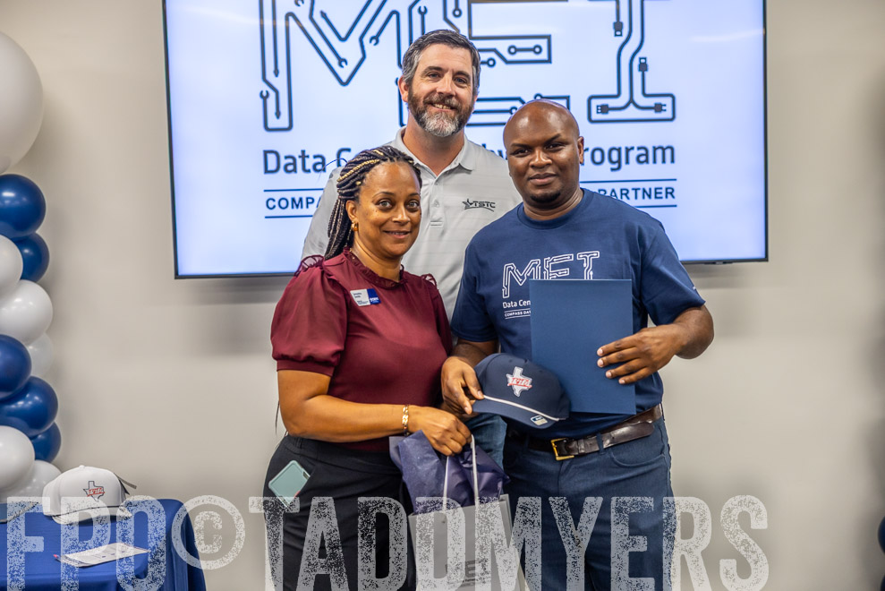 TMyers_CompassDatacenters_TSTC_RedOakTX_Day4-5226426