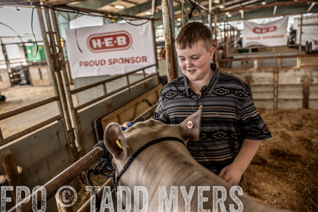 TMyers_PlotTwist_HEB_ConroeTX_April2024-516801