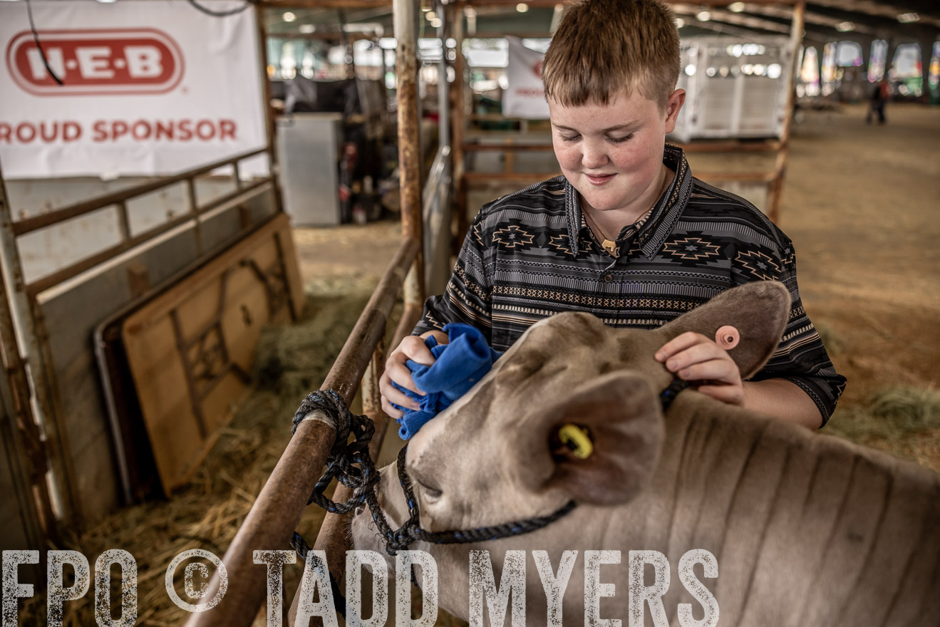 TMyers_PlotTwist_HEB_ConroeTX_April2024-516806