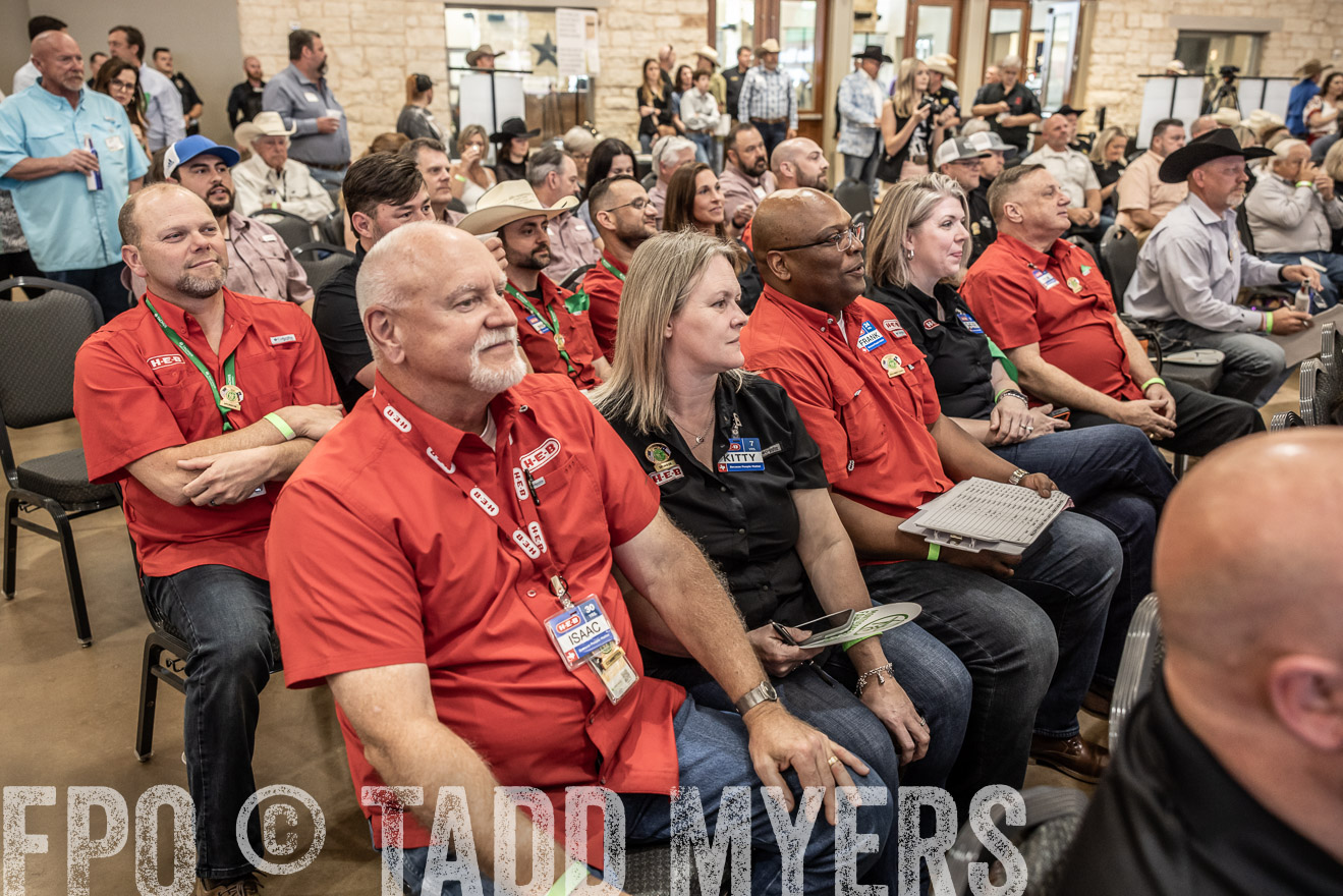 TMyers_PlotTwist_HEB_ConroeTX_April2024-518975