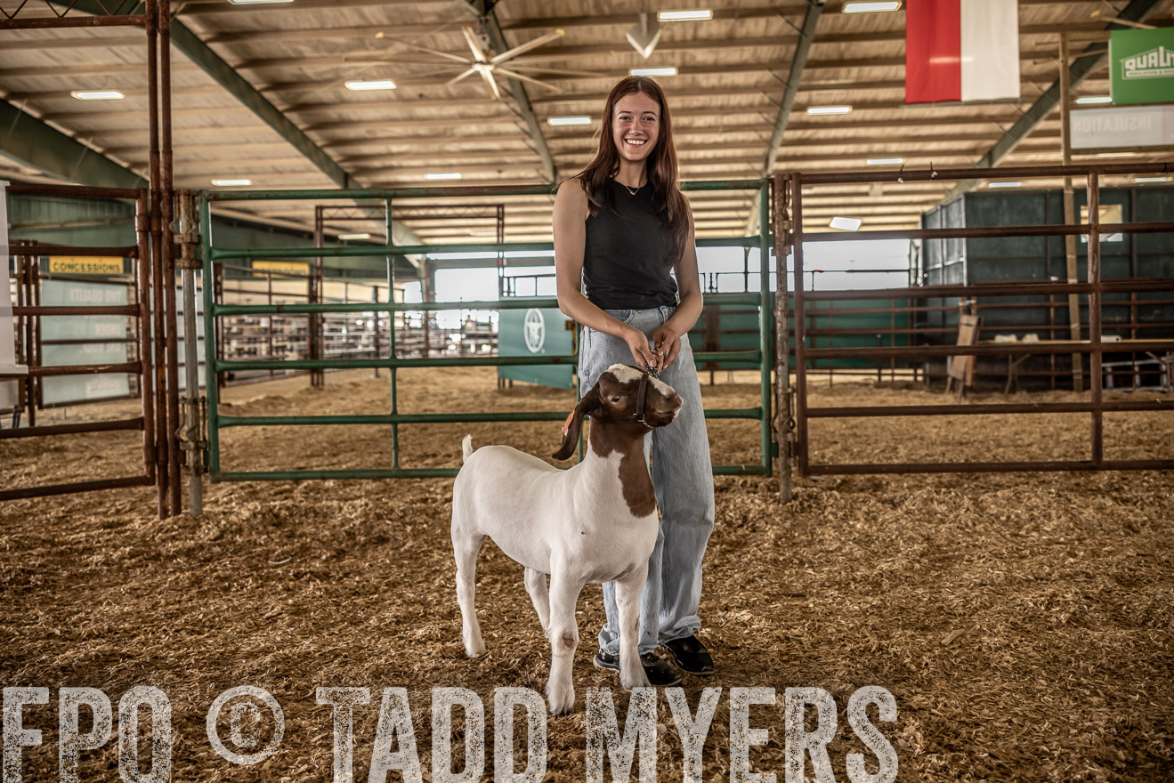 TMyers_PlotTwist_HEB_ConroeTX_April2024-517744